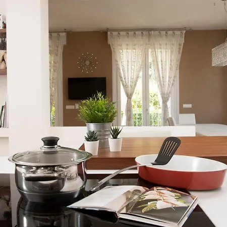 Housmart Berengario 22 Appartement