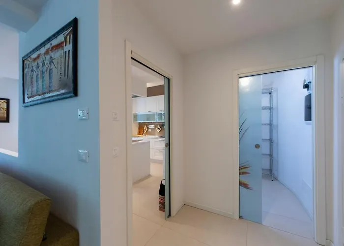 Housmart Berengario 22 *