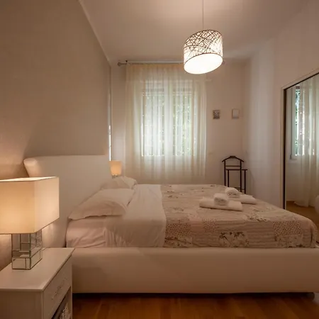 Housmart Berengario 22 Apartamento *