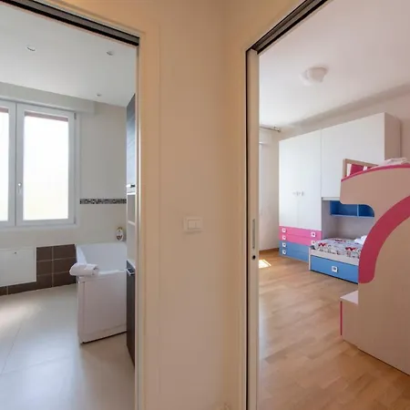 Housmart Berengario 22 *